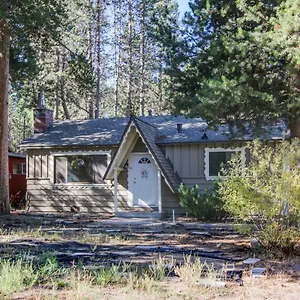 https://nestledown-nook.insouthlaketahoe.com